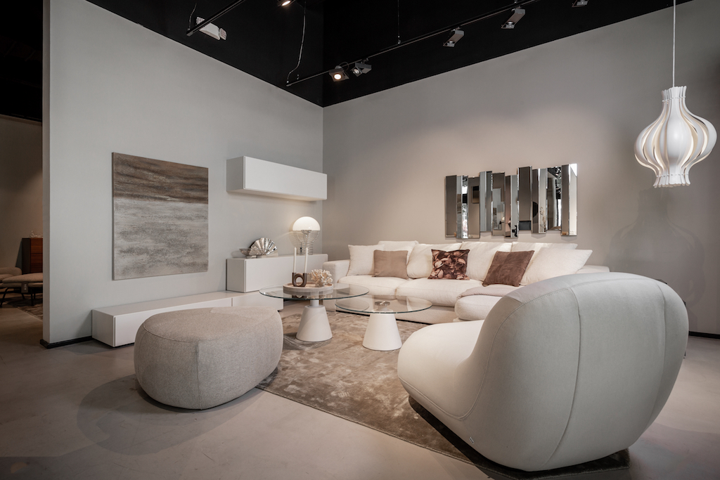 furniture clearance outlet Sydney