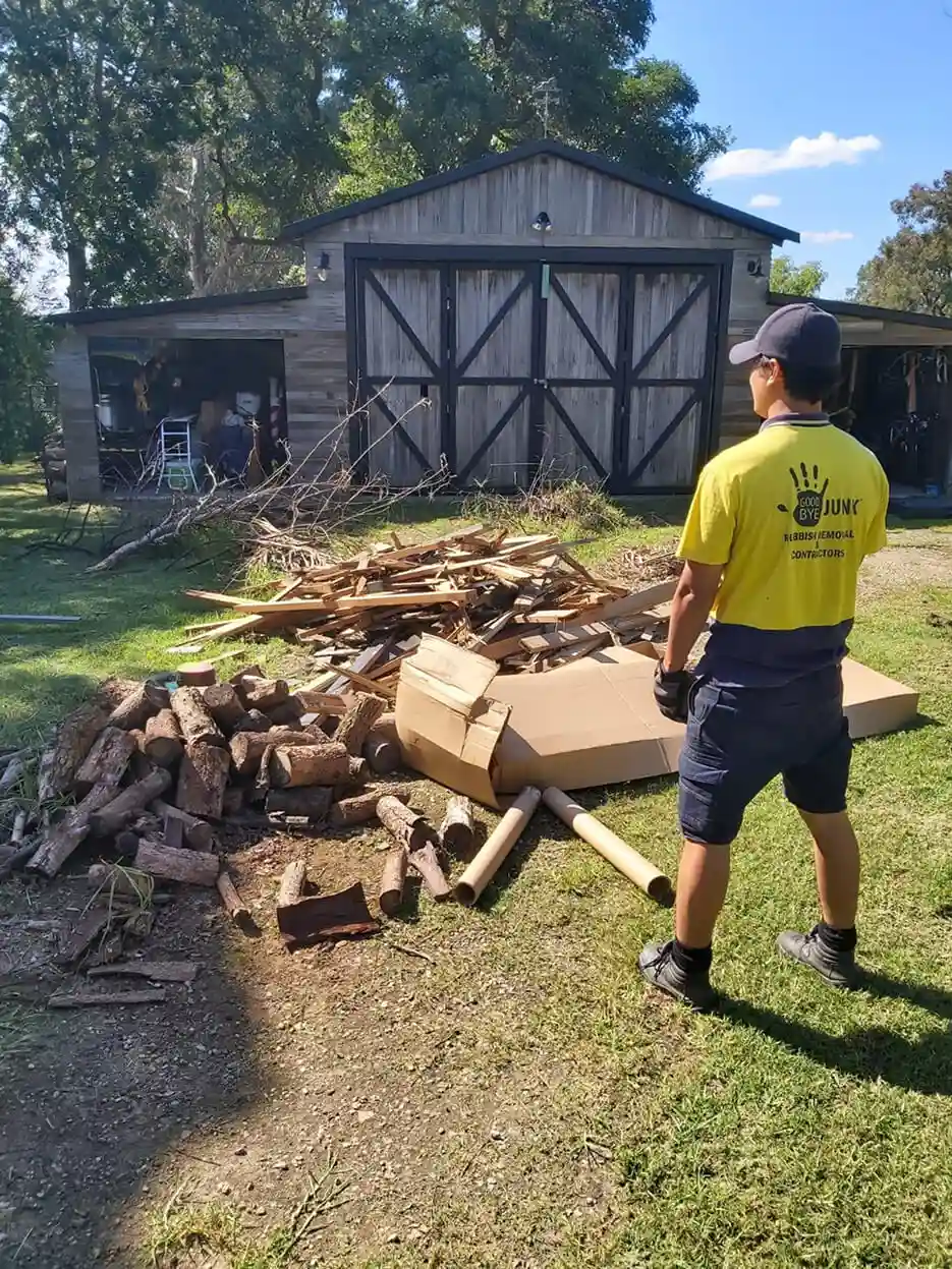 Seasonal Timing Tips for Garden Waste Removal Near Me